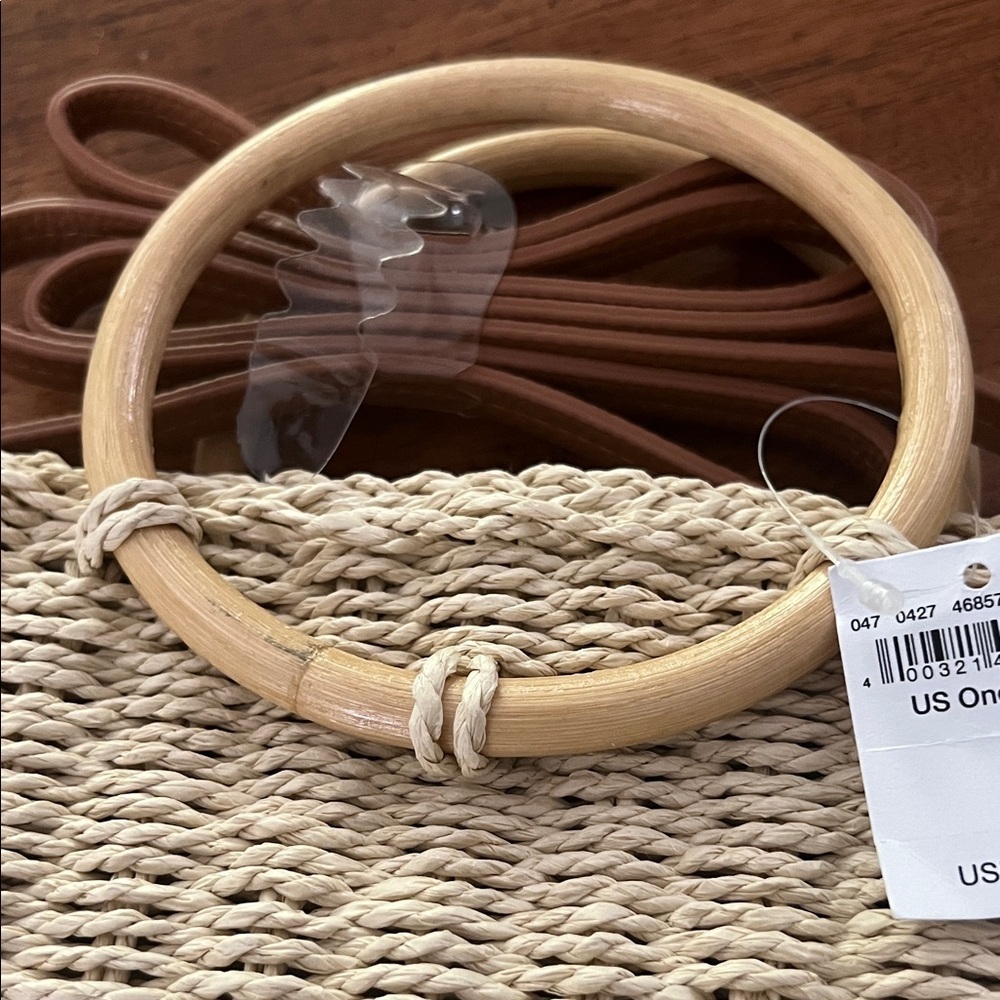 American Eagle Outfitters NWT Cream Woven Crossbody Bag/Purse - Picture 3 of 12